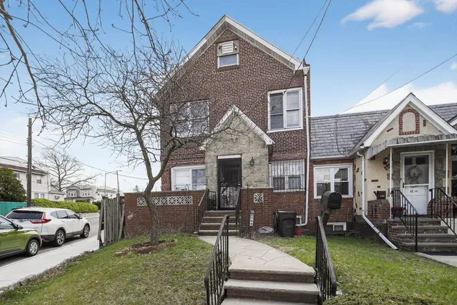 62-68 60th Avenue, Maspeth, NY 11378