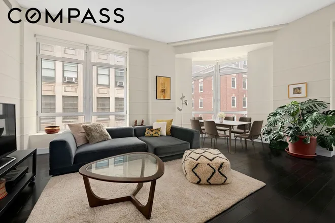 111 Fulton Street #614, New York, NY 10038