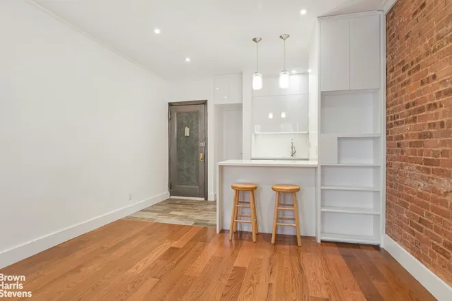 223 East 78th Street #4C, New York, NY 10021