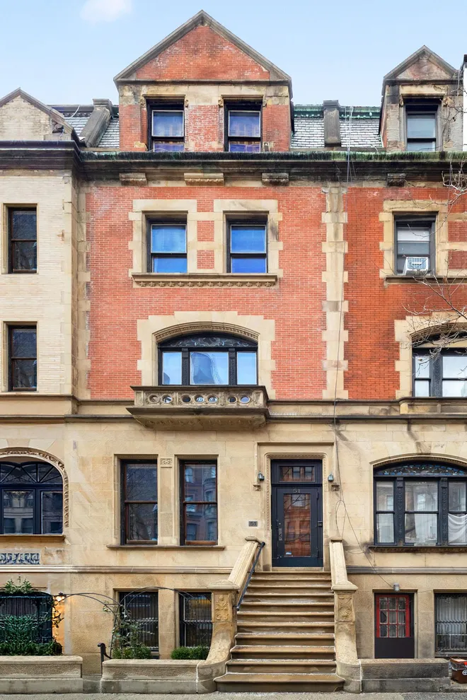 51 West 73rd Street, New York, NY 10023