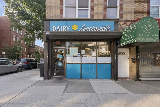 4801 16th Avenue, Brooklyn, NY 11204