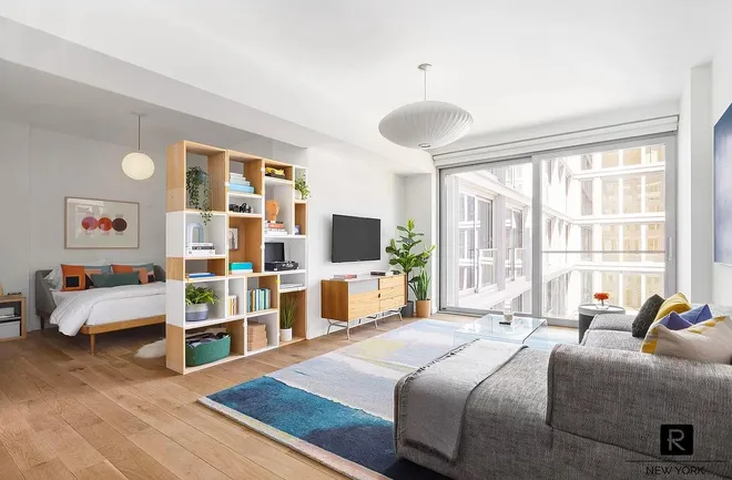 547 West 47th Street #605, New York, NY 10036