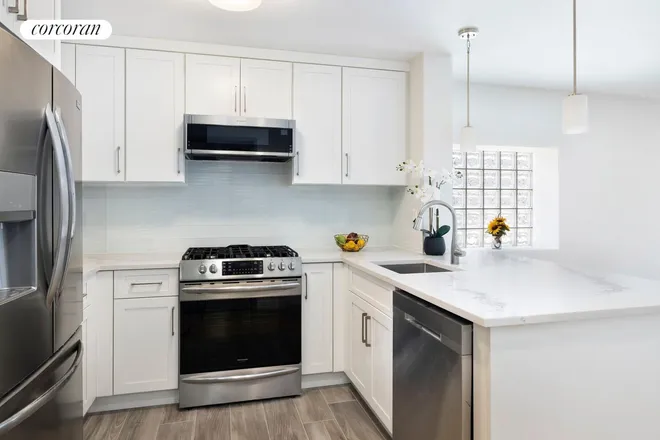 23-16 31st Avenue #5D, Astoria, NY 11106