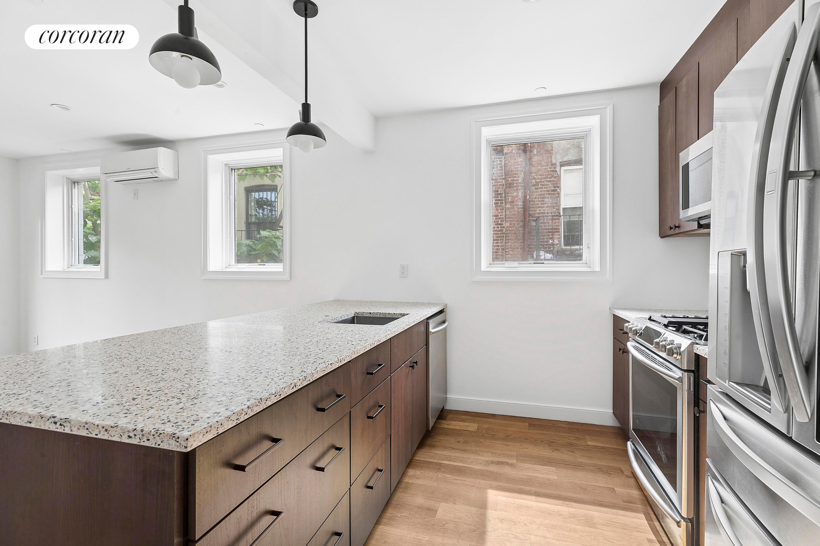 226 Hart Street #3B, Bedford-Stuyvesant, Brooklyn, NY 11206 - Property photo 4 of 23