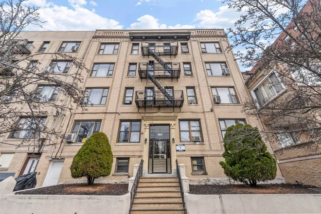 14 65th Street, West New York, NJ 07093