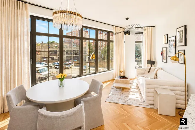 300 West 122nd Street #3-H, New York, NY 10027