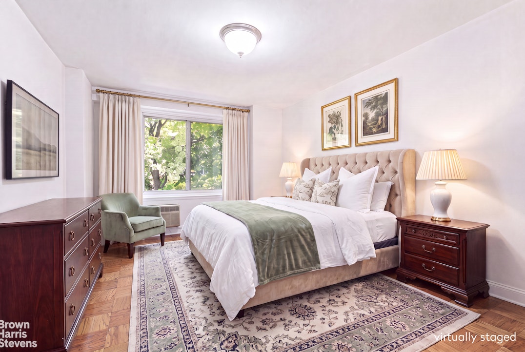 400 CENTRAL Park #1M, Upper West Side, Manhattan, NY 10025 - Property photo 4 of 15