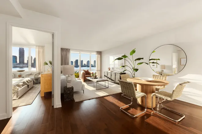 20 RIVER Terrace #18G, New York, NY 10282