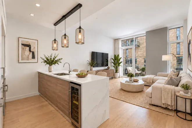 505 West 43rd Street #9C, New York, NY 10036