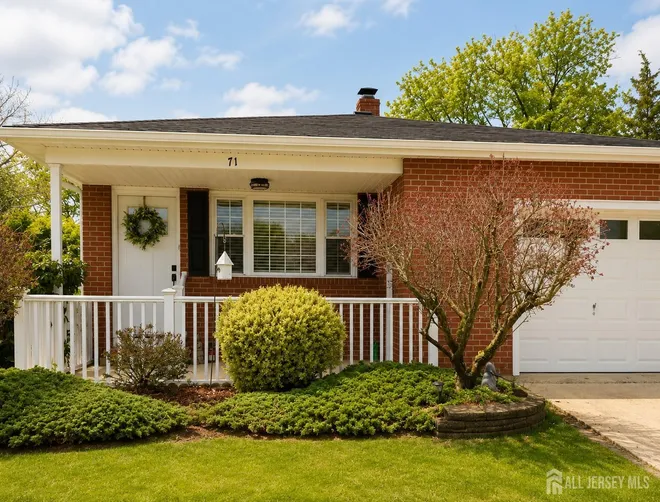 71 Bimini Drive, HC Carefree, NJ 08757