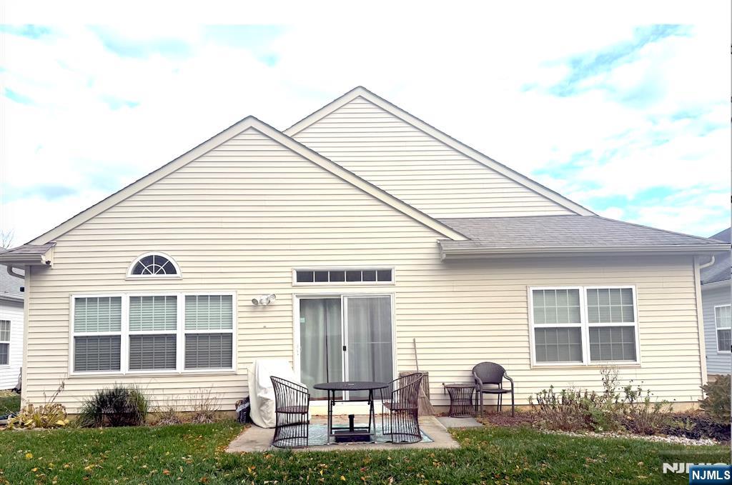 143 Valencia, Monroe Township, Monroe, NJ 08831 - Property photo 2 of 26