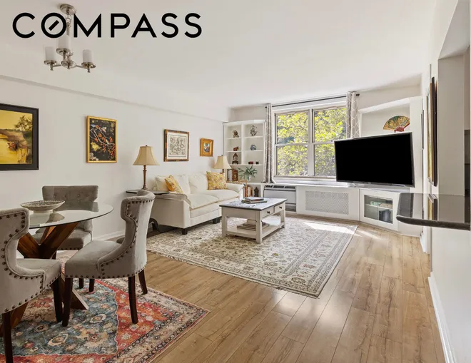 309 East 87th Street #4R, New York, NY 10128