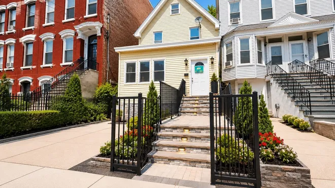 68 BRINKERHOFF Street, JC, Greenville, NJ 07304