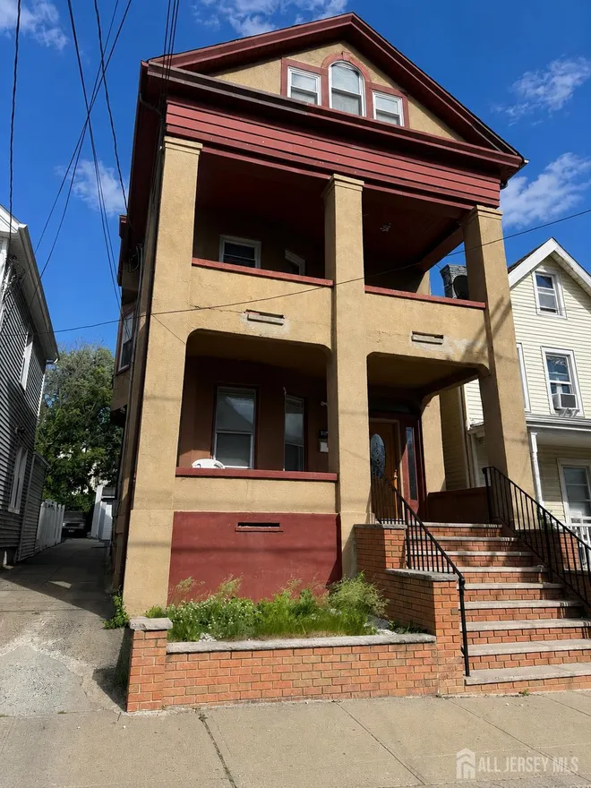 180 Brighton Avenue, Perth Amboy, NJ 08861