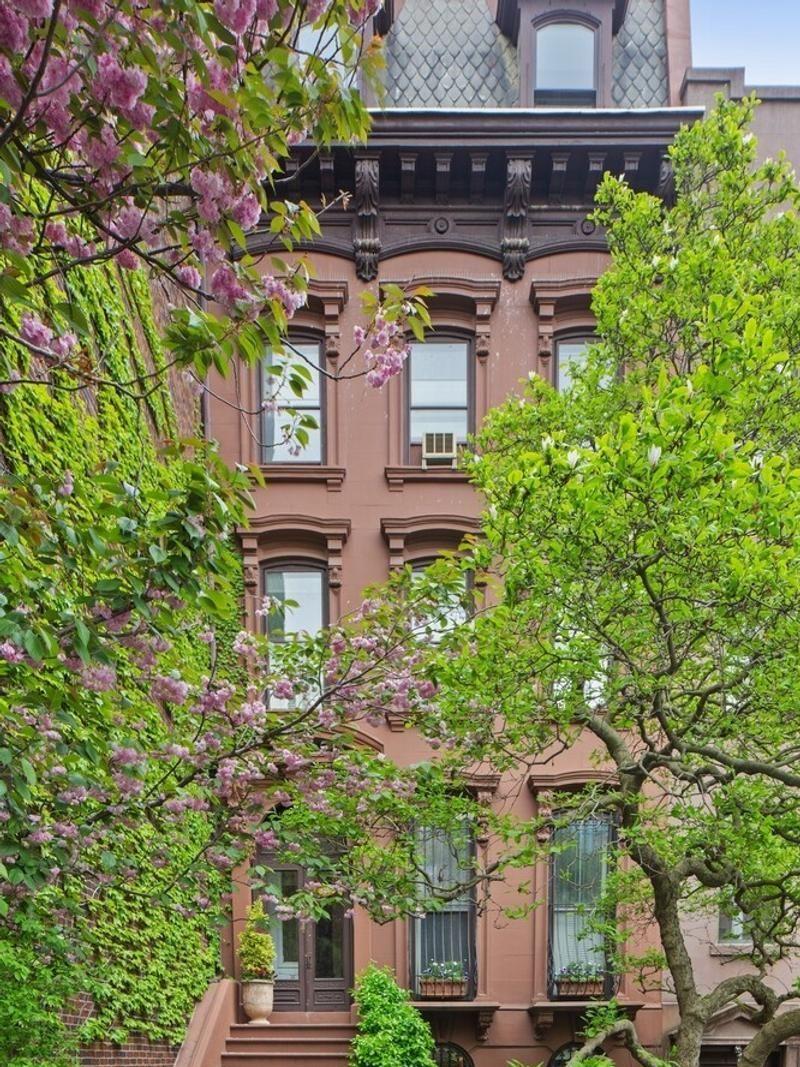 283 WASHINGTON Avenue