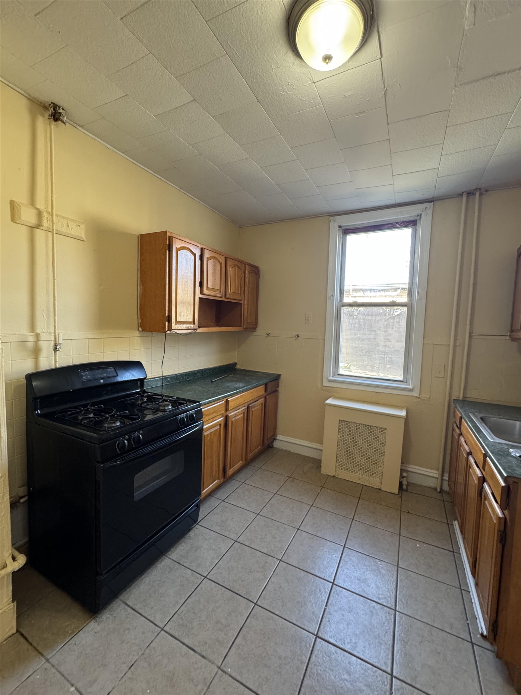 80 MCADOO Avenue, Jersey City, JC Greenville, NJ 07305 - Property photo 3 of 12