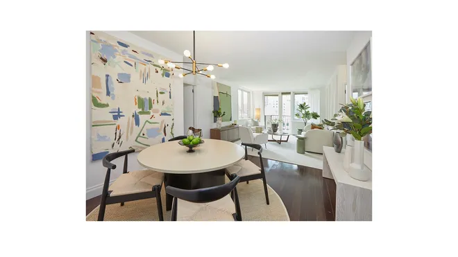212 East 47th Street #27G, New York, NY 10017