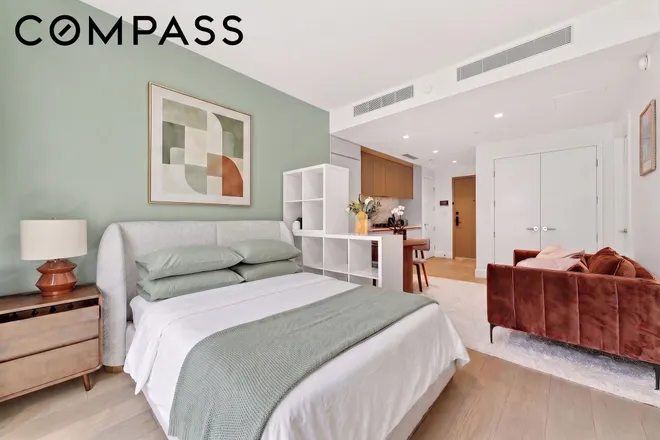 208 Delancey Street #GC, New York, NY 10002