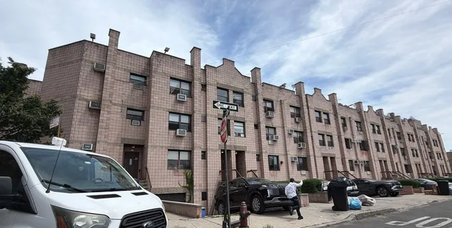 72 CLOVE Road #76, Brooklyn, NY 11225