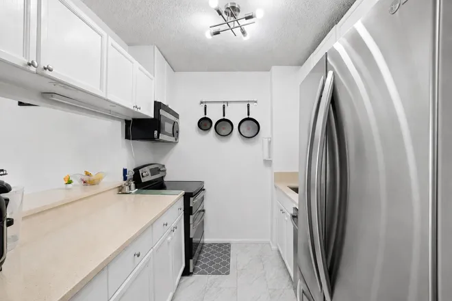 4-74 48th Avenue #14-M, Long Island City, NY 11109