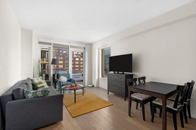 505 West 43rd Street #6D, New York, NY 10036