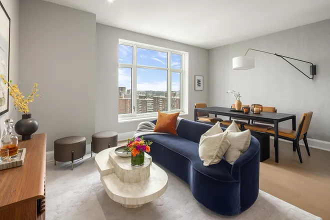 100 CLAREMONT Avenue #25E, New York, NY 10027