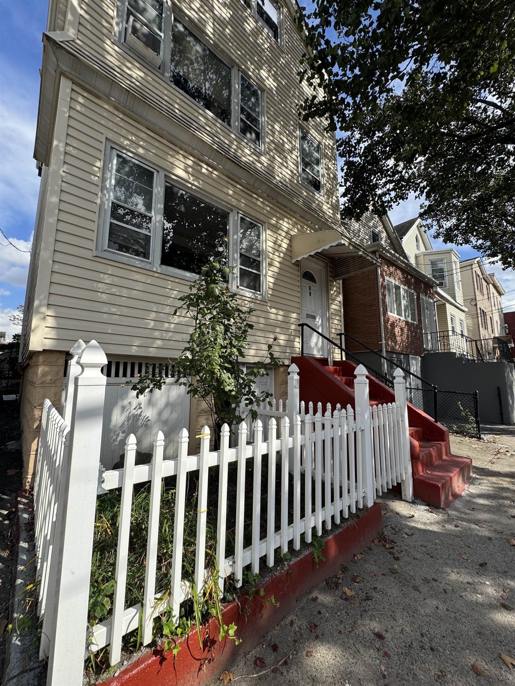 80 MCADOO Avenue, Jersey City, JC Greenville, NJ 07305 - Property photo 2 of 12