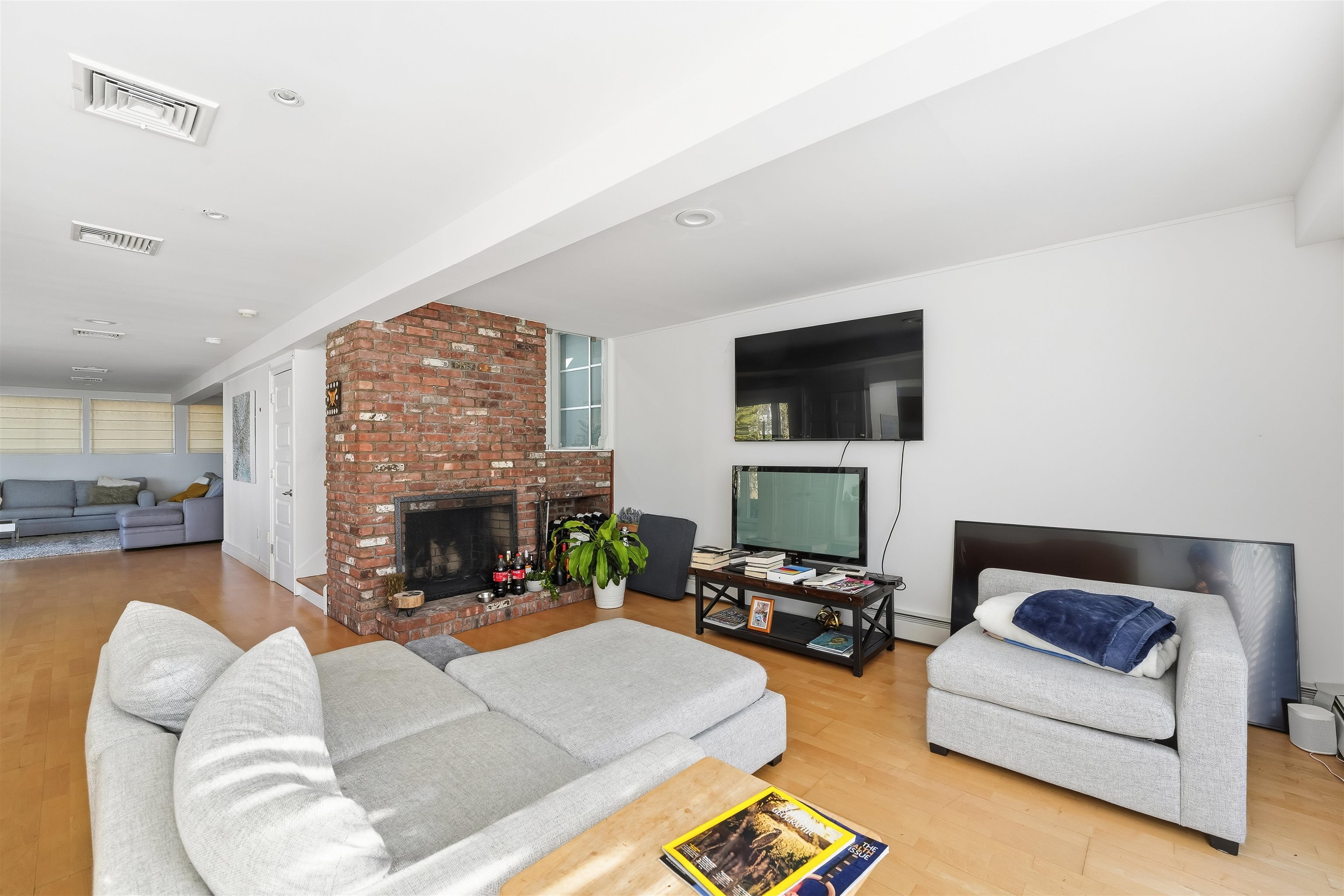 27 SUFFOLK LANE, Tenafly Borough, Tenafly, NJ 07670 - Property photo 5 of 17