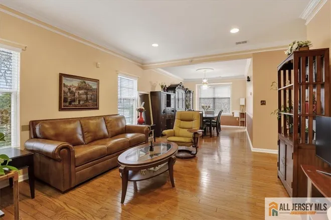 11 Quarry Court, Stonegate Penthouse I, NJ 08520