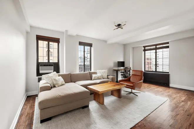 201 West 16th Street #9B, New York, NY 10011