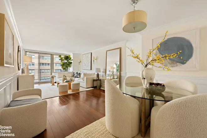 301 East 79th Street #16B, New York, NY 10075