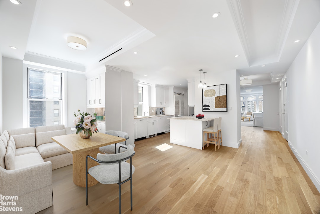 317 West 89th Street #9E, Upper West Side, Manhattan, NY 10024 - Property photo 5 of 101
