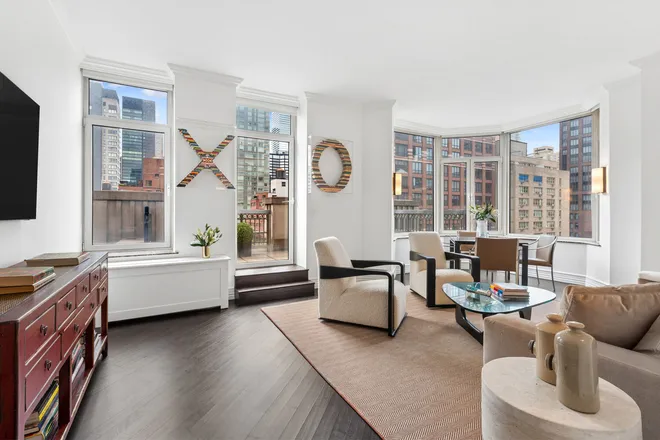 400 East 51st Street #9A, New York, NY 10022