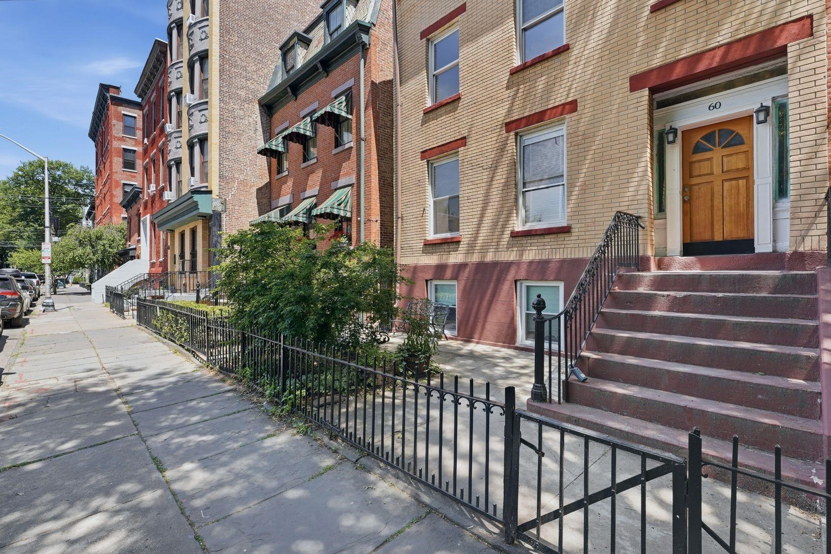 60 MERCER Street, Jersey City, JC Downtown, NJ 07302-0 - Property photo 2 of 36