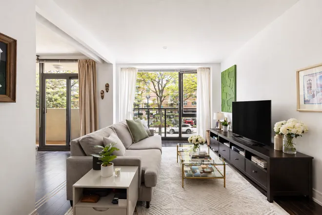 29 MONTROSE Avenue #2A, Brooklyn, NY 11206