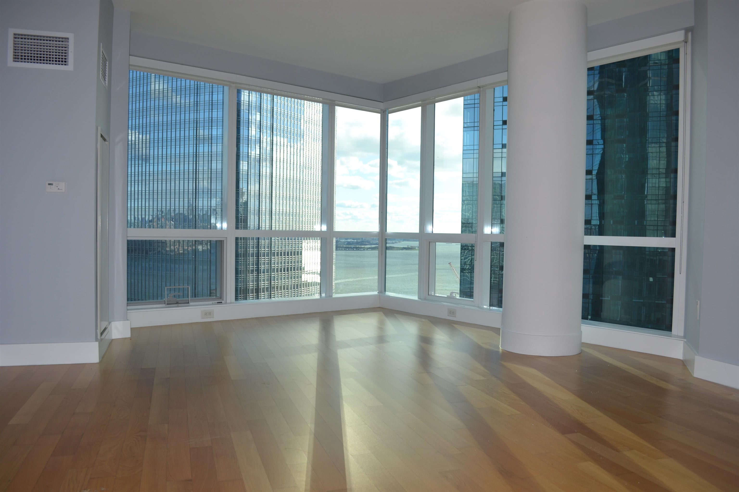 77 HUDSON Street, Jersey City, JC Downtown, NJ 07302 - Property photo 5 of 18