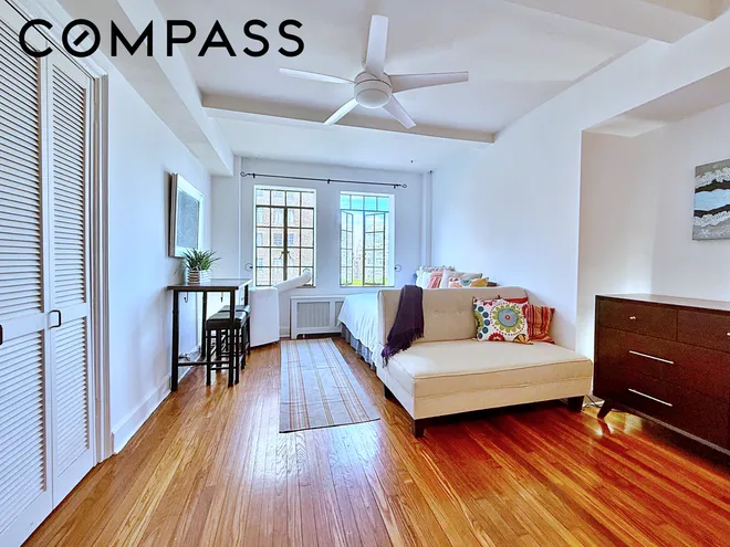 25 Tudor City Place #1502, New York, NY 10017