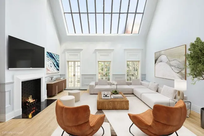 238 West 11th Street, New York, NY 10014