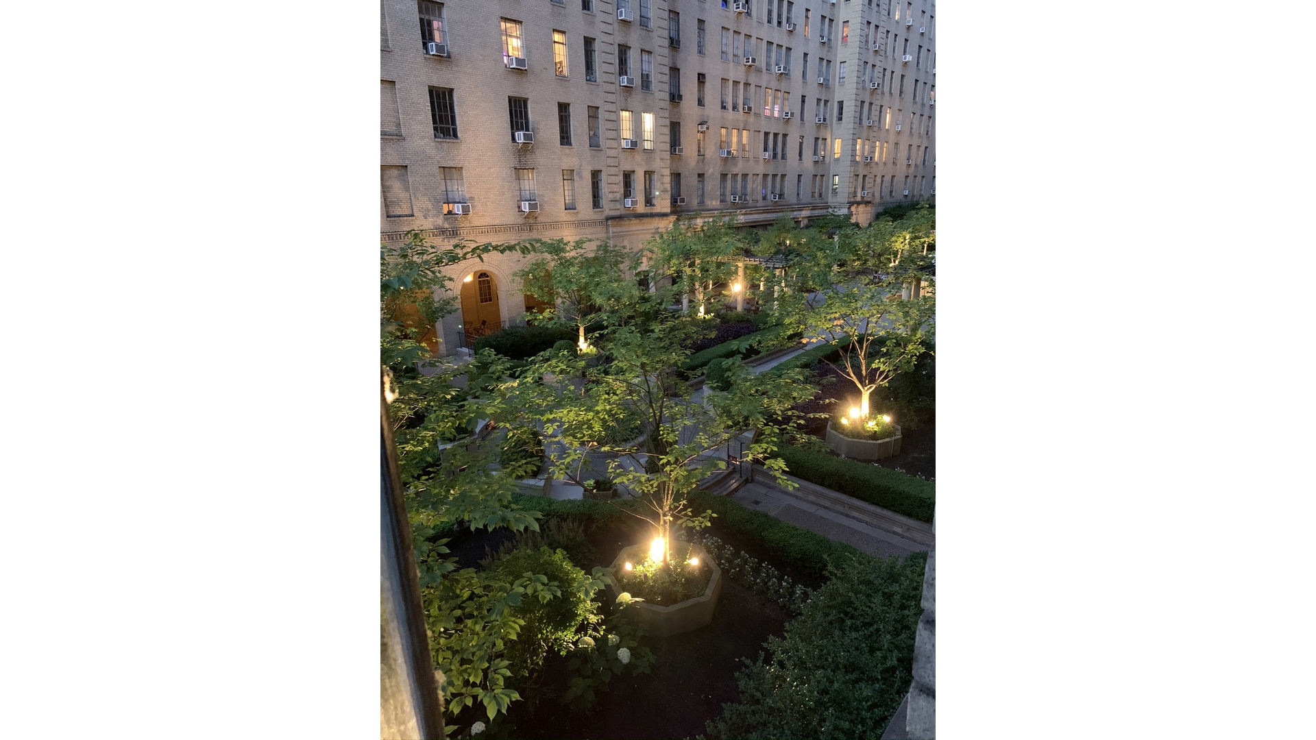 353 West 56th Street #3J, Hell's Kitchen, Manhattan, NY 10019 - Property photo 4 of 10