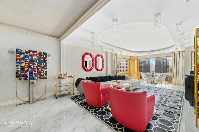 721 5th Avenue #32H, New York, NY 10022