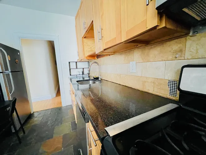 118 CORBIN Avenue, JC, Journal Square, NJ 07306