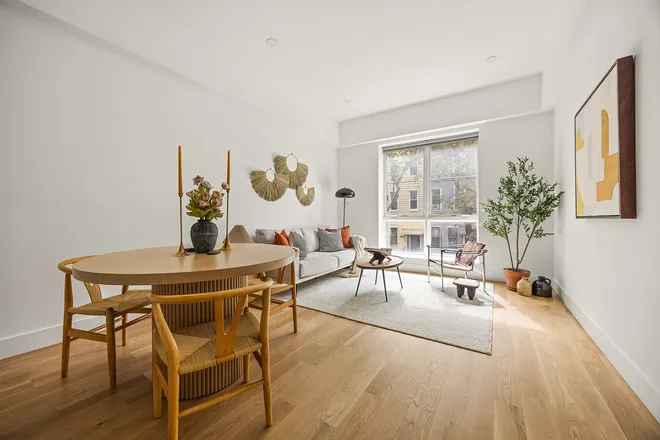 21 POWERS Street #2A, Brooklyn, NY 11211