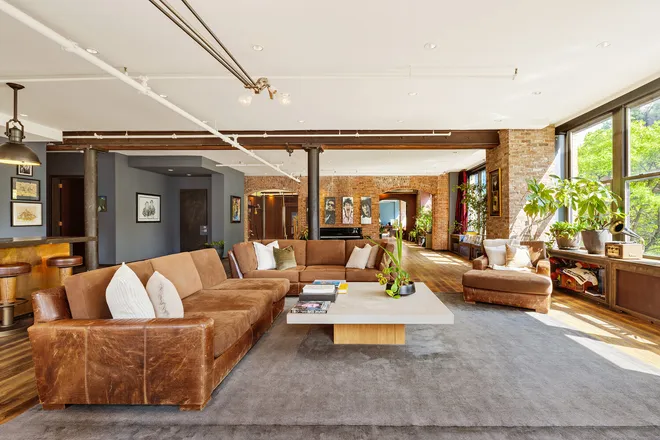 345 West 13th Street #2E, New York, NY 10014