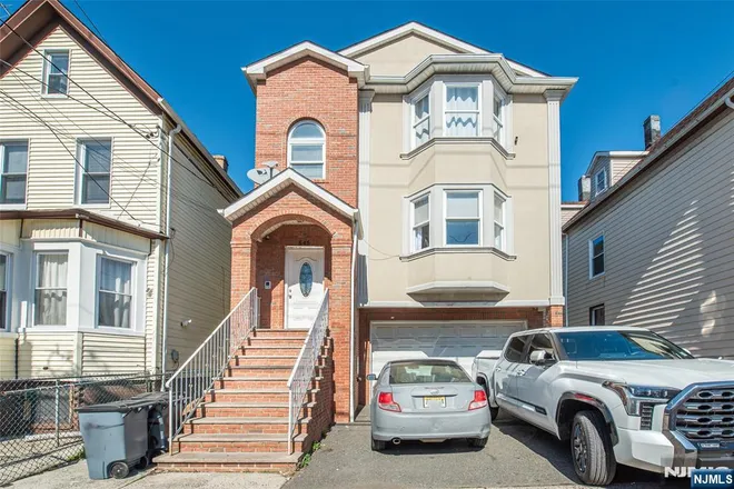 543-545 Livingston, Elizabeth, NJ 07206