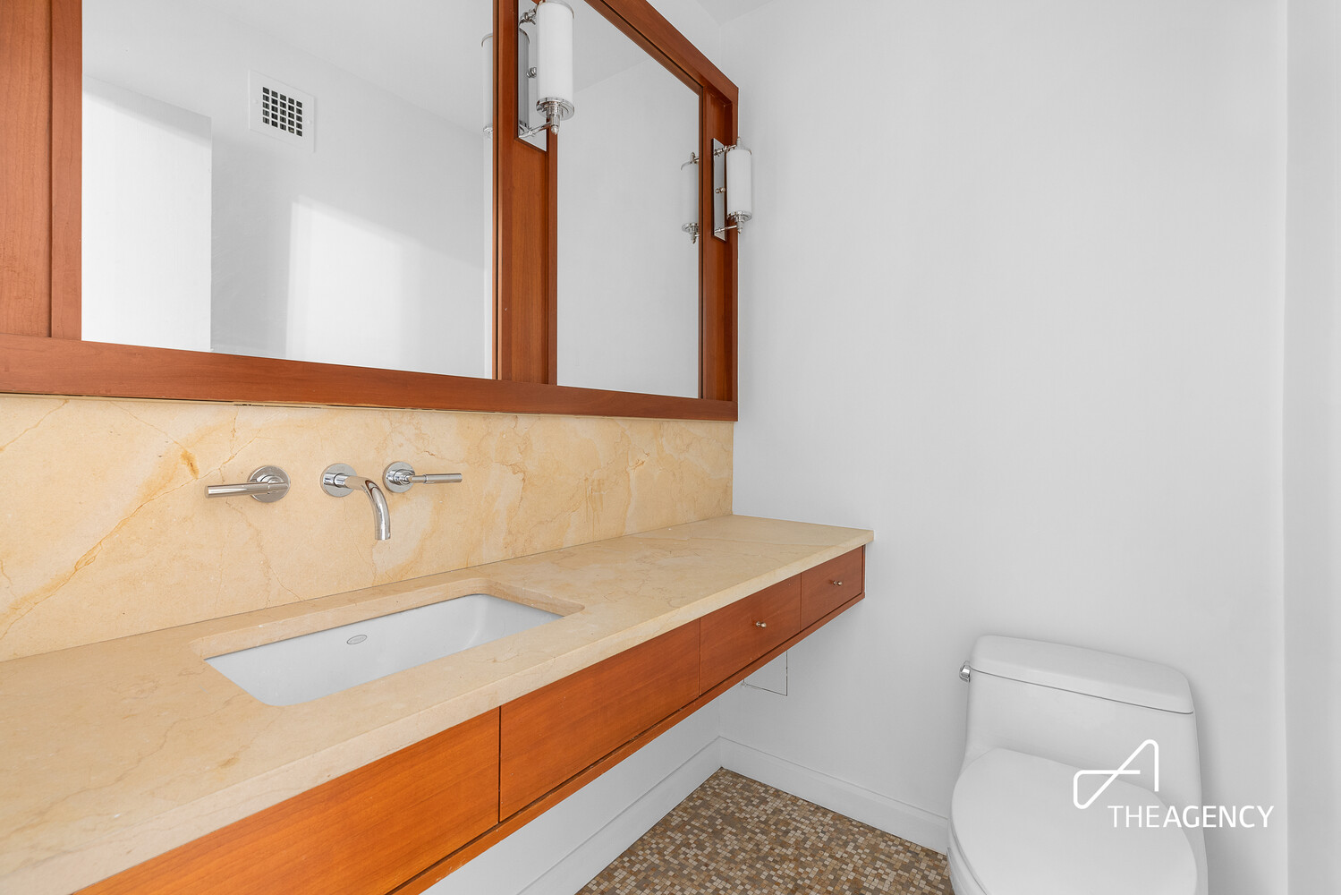 137 East 36th Street #3F, Murray Hill, Manhattan, NY 10016 - Property photo 3 of 11