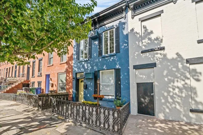 95 2nd Street, Brooklyn, NY 11231