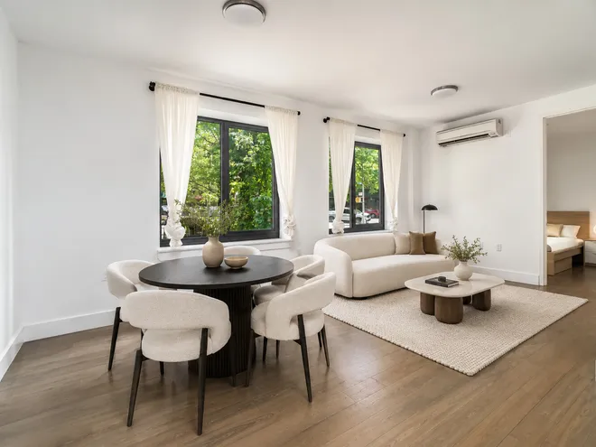 52 CONVENT Avenue #1B, New York, NY 10027
