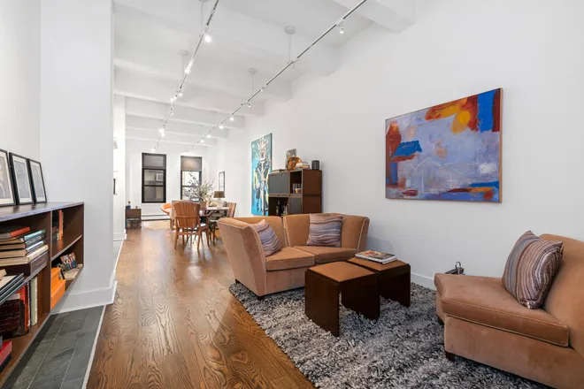 529 West 42nd Street #5B, New York, NY 10036