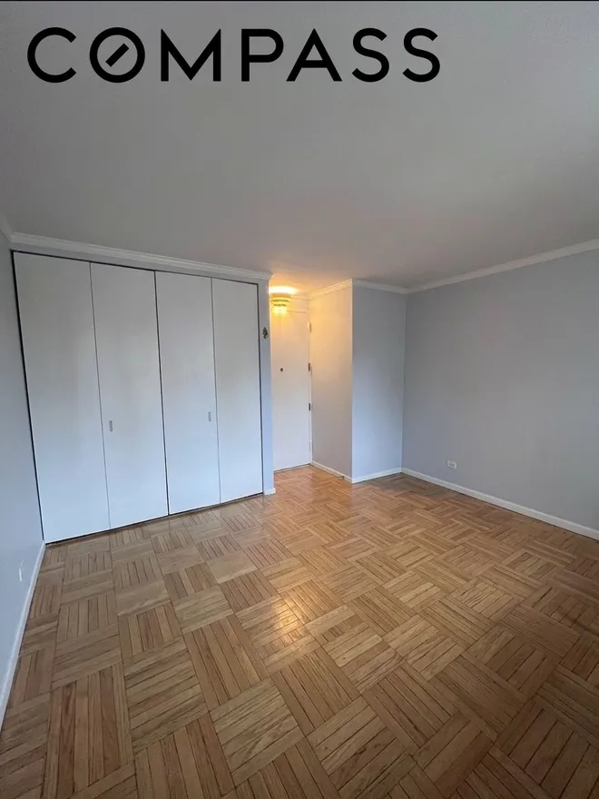 236 East 47th Street #28D, New York, NY 10017