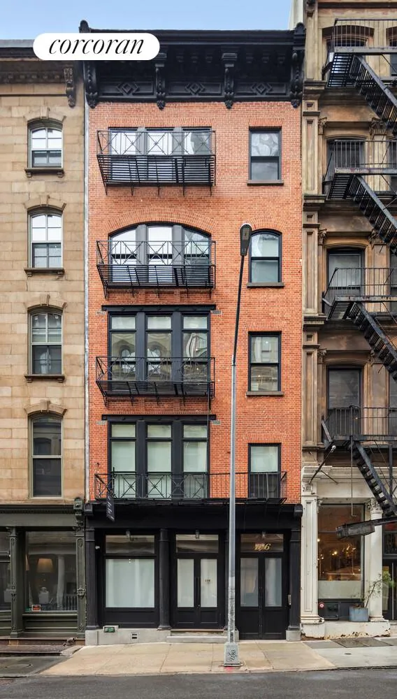 106 FRANKLIN Street, New York, NY 10013